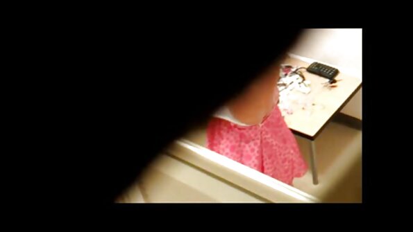 Įsiskverbia mielas paauglys su dideliu užpakaliu ir didelėmis krūtimis