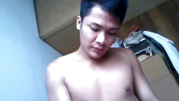 Įsilaužėlis ir karšta policininkė Molly Jane dulkinosi ant savo automobilio kapoto