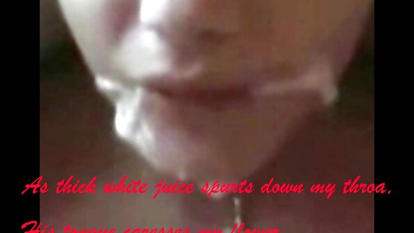 Krūtinė viščiukas atsiduria nuogas ant lovos, kad galėtų dulkintis