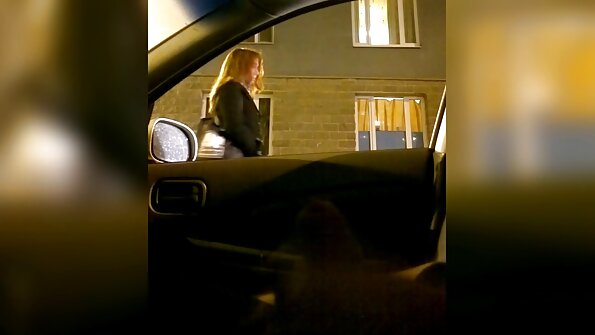 Viščiukas labai stipriai pakliuvo į užpakalį prieš fotoaparato objektyvą